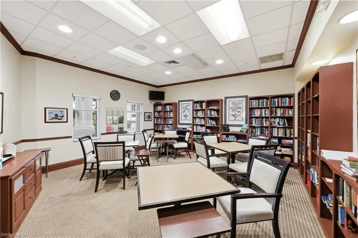 460 Fox Haven Dr 1302, Naples, Florida 34104