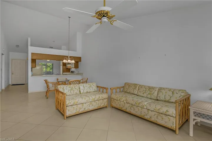 460 Fox Haven Dr 1302, Naples, Florida 34104