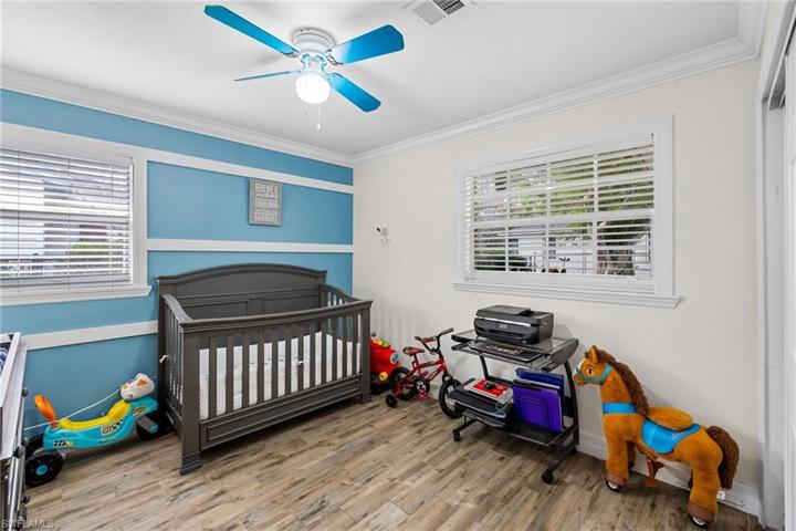 2155-2157  Jeffcott  ST, Fort Myers, FL 33901