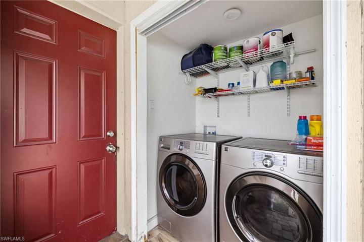 2155-2157  Jeffcott  ST, Fort Myers, FL 33901