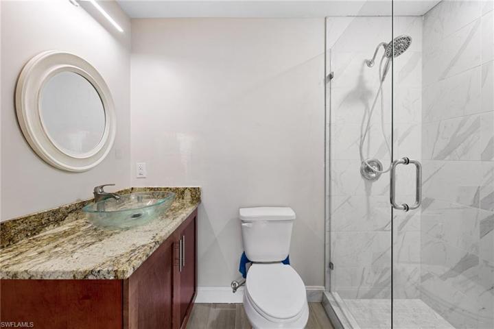 2155-2157  Jeffcott  ST, Fort Myers, FL 33901