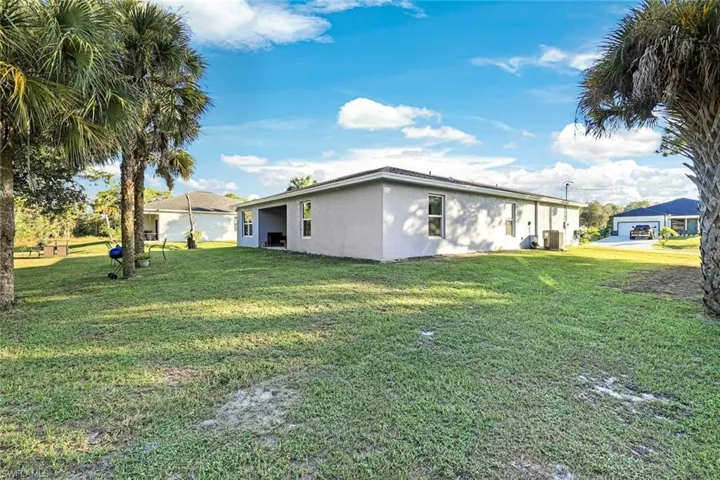 5038 W Tradewinds  CIR, Labelle, FL 33935