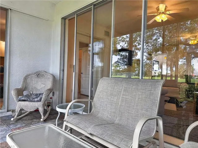 8065 Tiger Cv 1604, Naples, Florida 34113