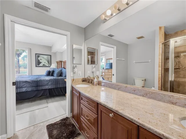 8065 Tiger Cv 1604, Naples, Florida 34113