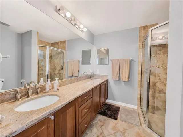 8065 Tiger Cv 1604, Naples, Florida 34113