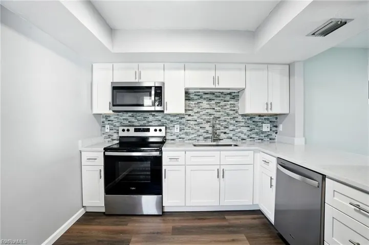 4508 Santa Barbara Blvd 102, Cape Coral, Florida 33914