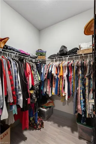 Master walk in closet #2