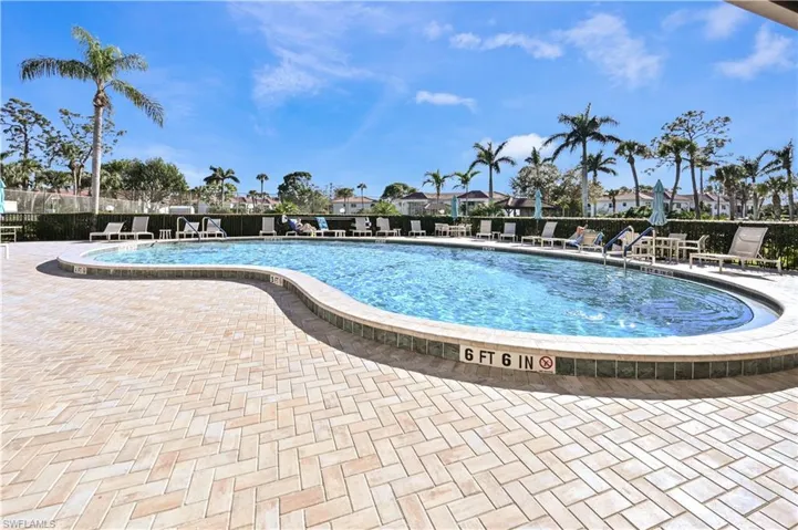 1083 Forest Lakes Dr 209, Naples, Florida 34105