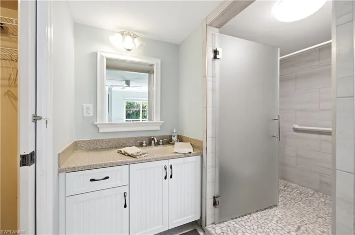 1083 Forest Lakes Dr 209, Naples, Florida 34105
