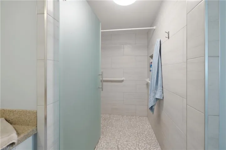 1083 Forest Lakes Dr 209, Naples, Florida 34105