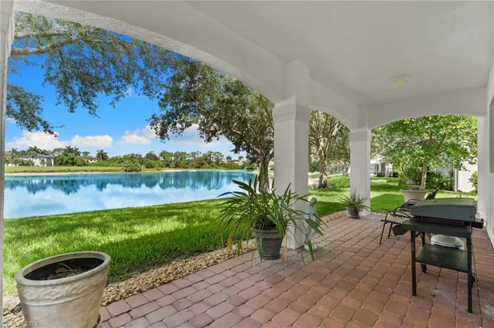 2075 Par Dr, Naples, Florida 34120