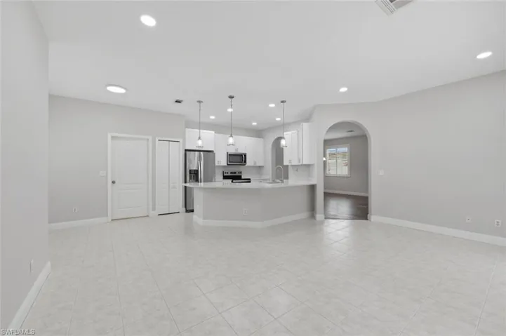 11528 Woodmount Ln, Estero, Florida 33928