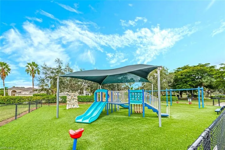 11528 Woodmount Ln, Estero, Florida 33928