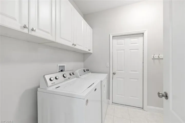 11528 Woodmount Ln, Estero, Florida 33928