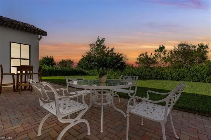 SUNSET BACK YARD