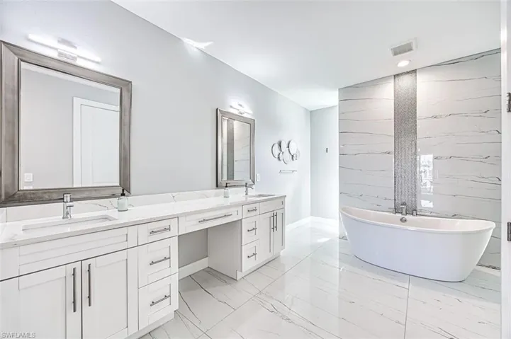 1926 Sw 15th Ave, Cape Coral, Florida 33991