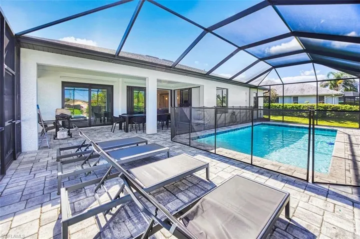 1926 Sw 15th Ave, Cape Coral, Florida 33991