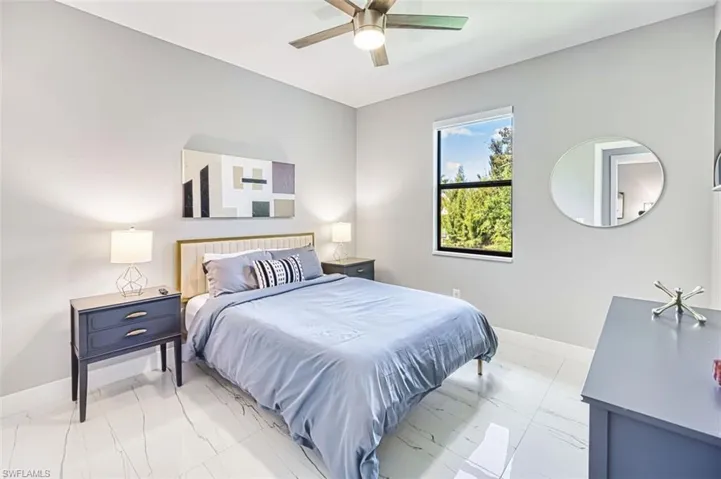 1926 Sw 15th Ave, Cape Coral, Florida 33991