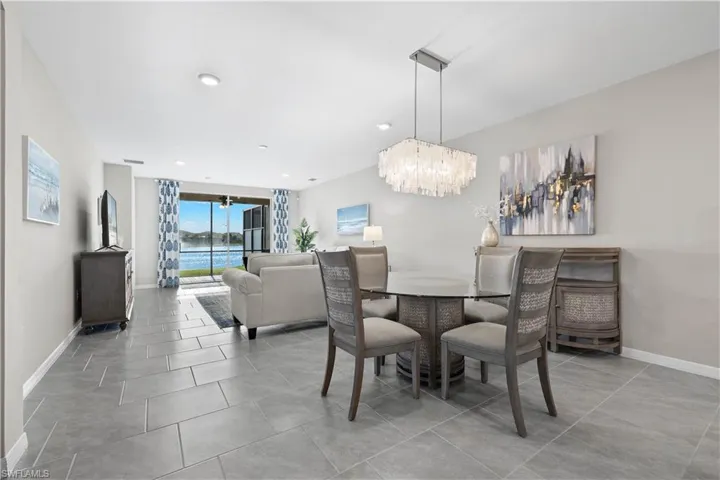14558  Edgewater  CIR, Naples, FL 34114