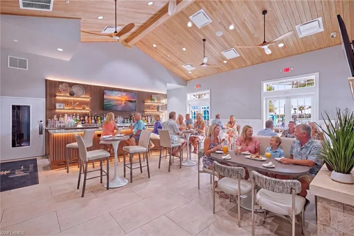 14558 Edgewater Cir, Naples, Florida 34114