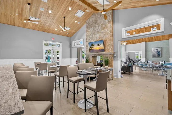 14558 Edgewater Cir, Naples, Florida 34114