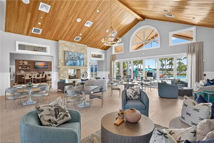 14558 Edgewater Cir, Naples, Florida 34114