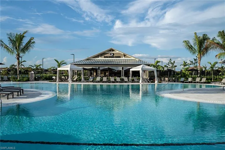 Esplanade by the Islands Community Amenities