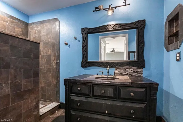 8462 Butternut Rd, Fort Myers Fl 33967