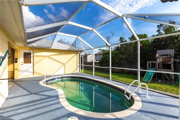 8462 Butternut Rd, Fort Myers Fl 33967
