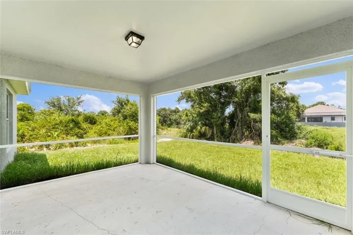 809 Knox Ave S, Lehigh Acres, Florida 33974