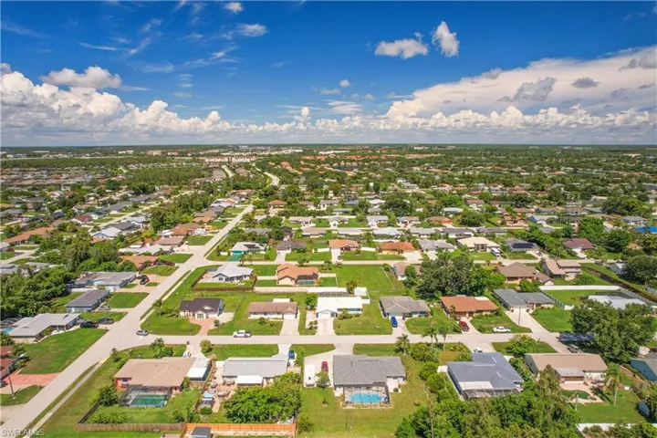 17381  Duquesne  RD, Fort Myers, FL 33967
