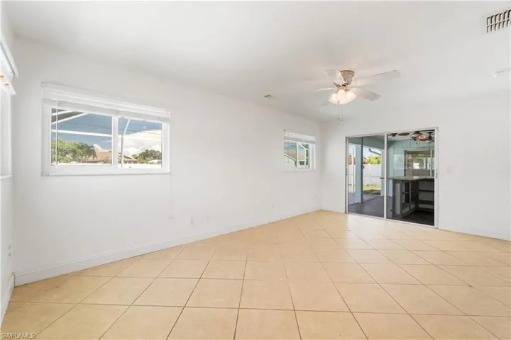 17381  Duquesne  RD, Fort Myers, FL 33967