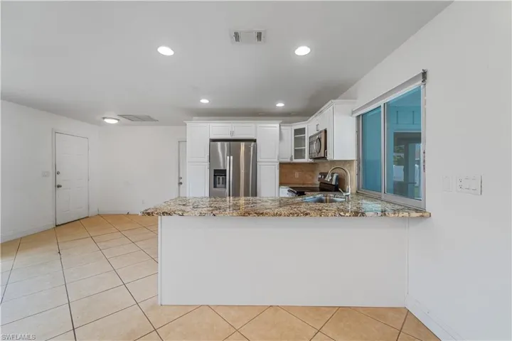 17381  Duquesne  RD, Fort Myers, FL 33967