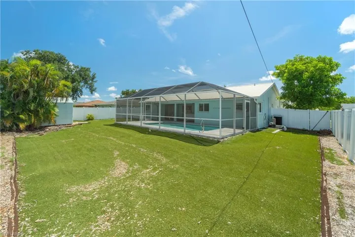 17381  Duquesne  RD, Fort Myers, FL 33967