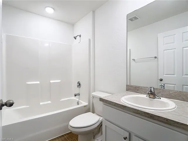 2908 24th St Sw, Lehigh Acres, Florida 33976