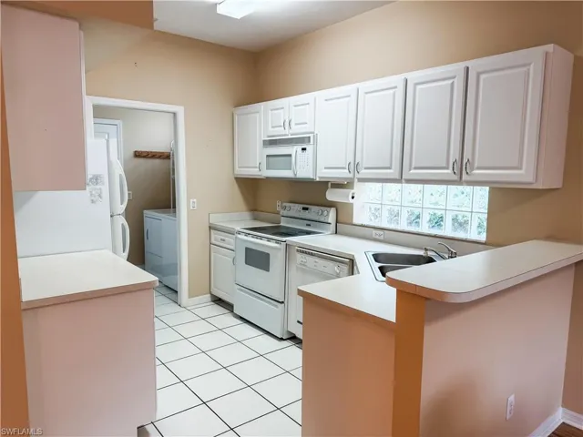 10704 Rio Mar Cir, Estero, Florida 33928