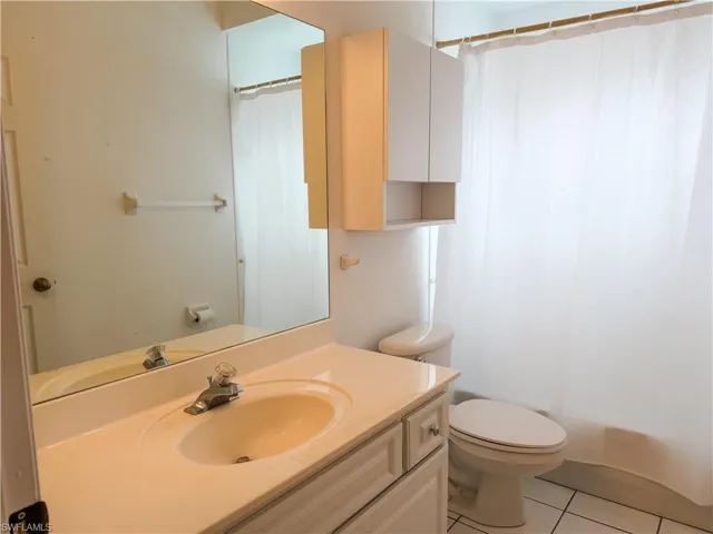 10704 Rio Mar Cir, Estero, Florida 33928