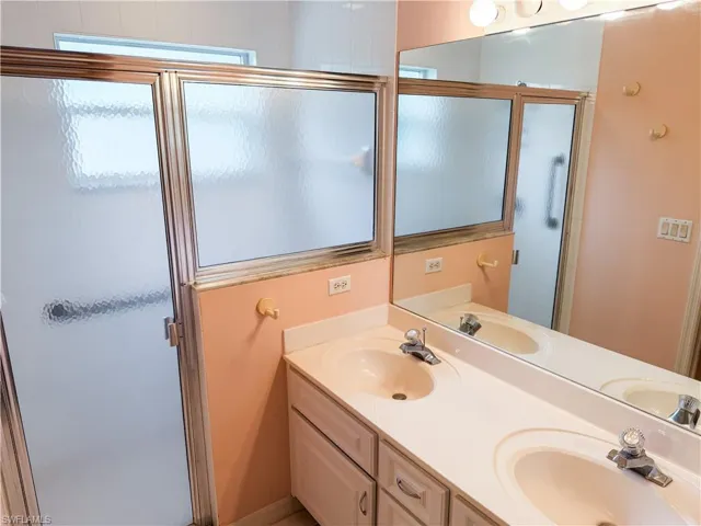 10704 Rio Mar Cir, Estero, Florida 33928