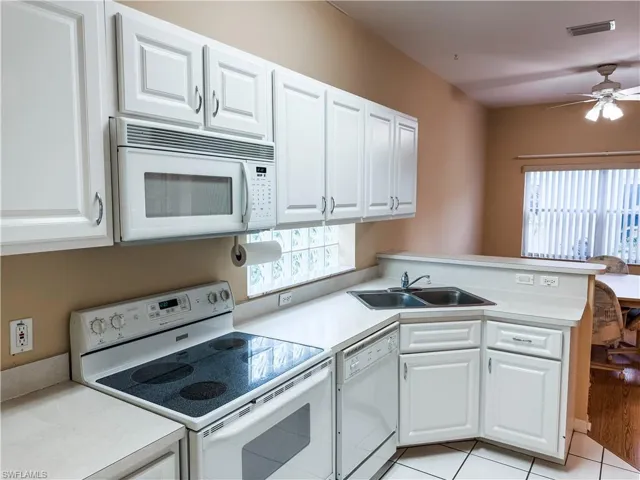 10704 Rio Mar Cir, Estero, Florida 33928