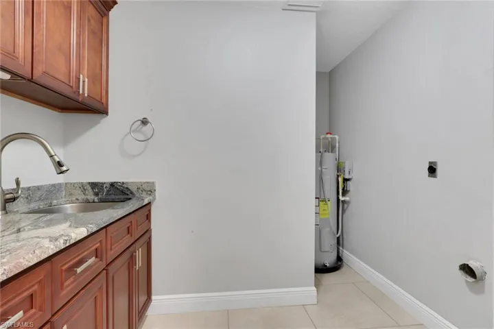 4536  Longboat  LN, Fort Myers, FL 33919