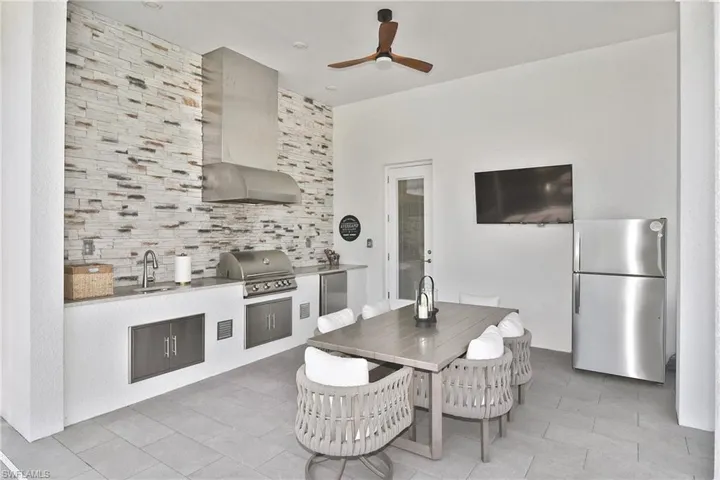 18958 Wildblue Blvd, Fort Myers, Florida 33913