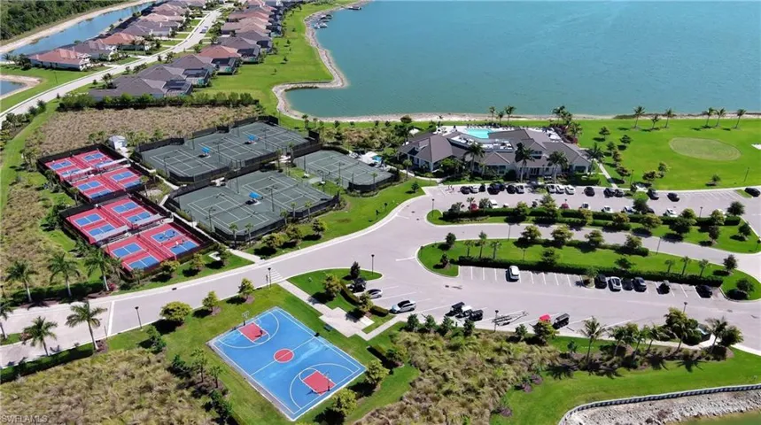 18958 Wildblue Blvd, Fort Myers, Florida 33913
