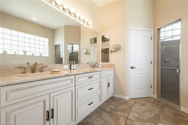 12762 Kedleston Cir, Fort Myers, Florida 33912
