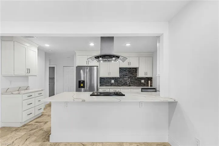 209 Kingston Dr, Fort Myers, Florida 33905