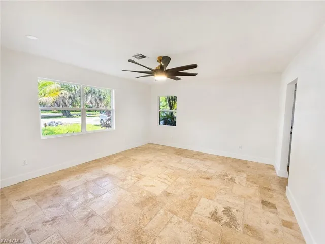 209 Kingston Dr, Fort Myers, Florida 33905