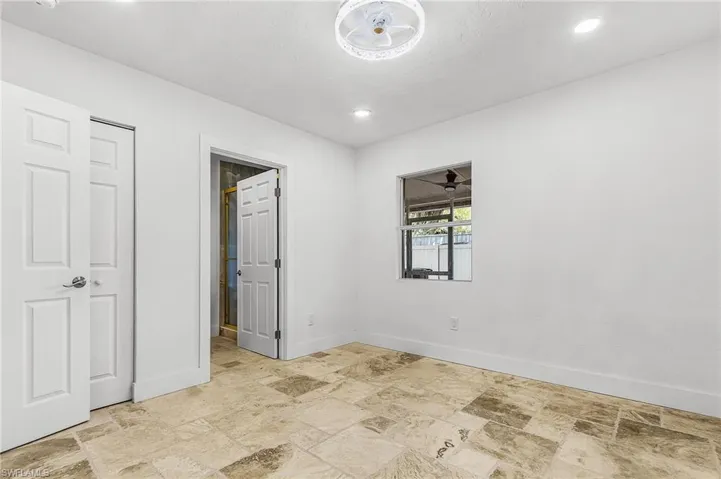 209 Kingston Dr, Fort Myers, Florida 33905