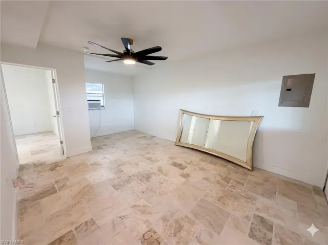 209 Kingston Dr, Fort Myers, Florida 33905