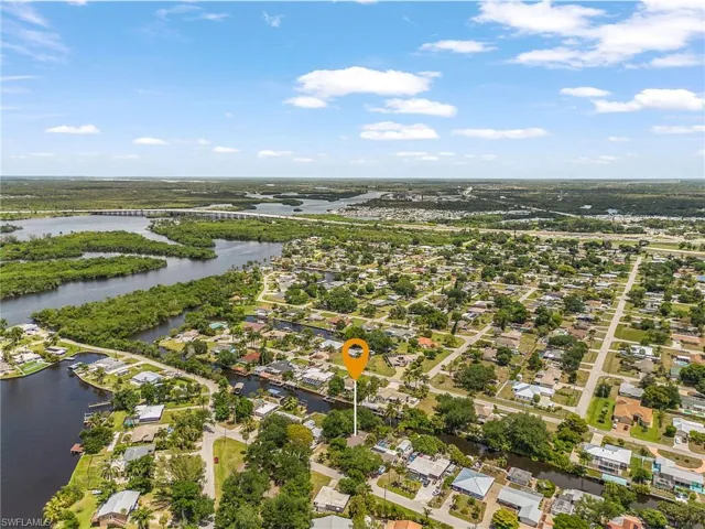 209 Kingston Dr, Fort Myers, Florida 33905