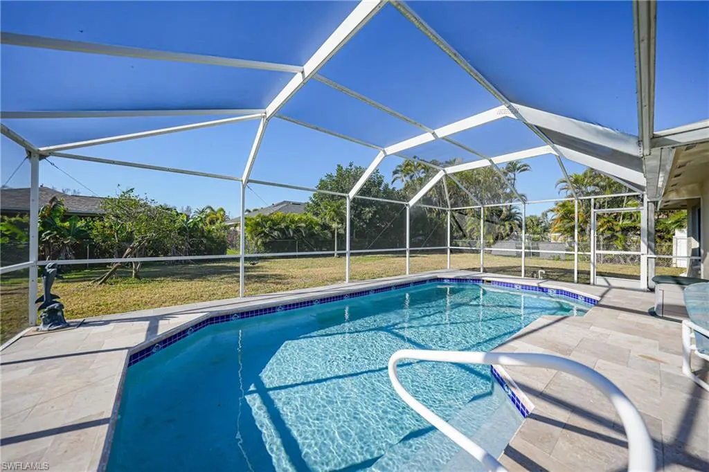 2404 16th ST, Cape Coral, FL 33990,225027078
