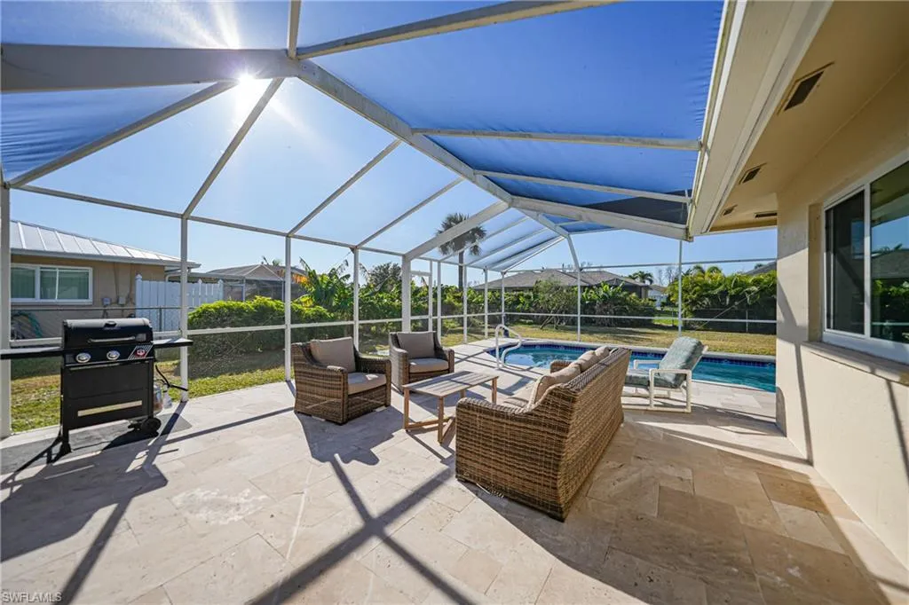 2404 16th ST, Cape Coral, FL 33990,225027078